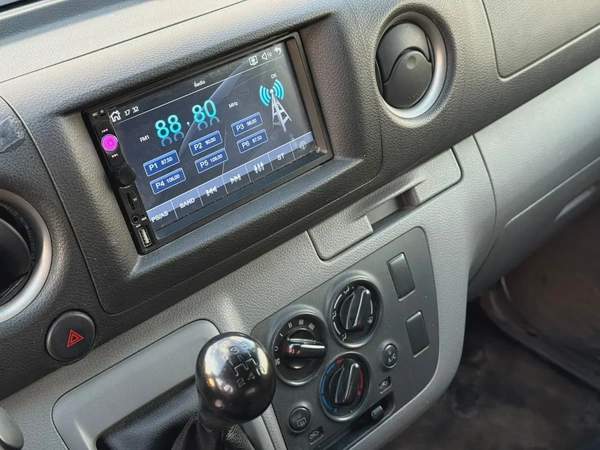 Nissan Urvan Standard 2022 - GCC Specs - Perfect for your Business!