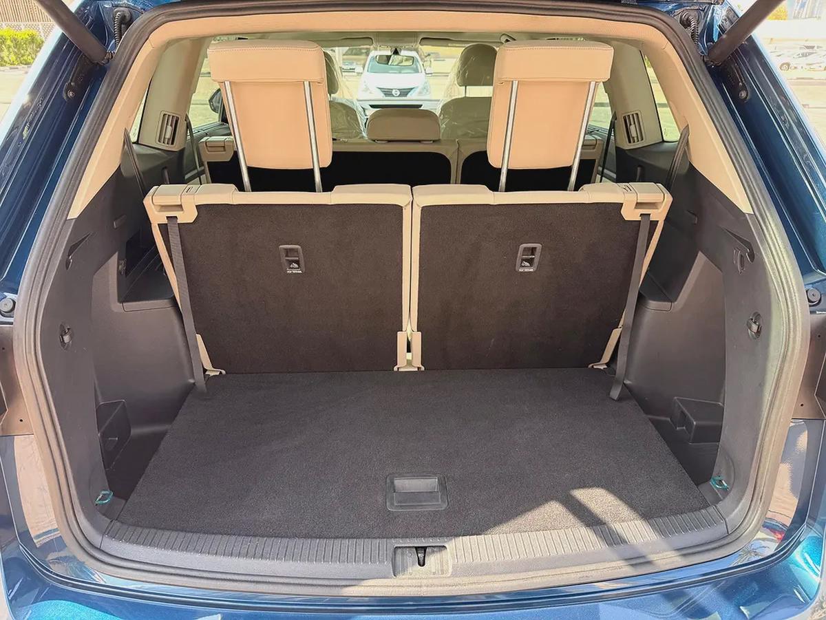 Volkswagen Teramont SE V6 3.6 2019 Model GCC Specs With Full Service History In Perfect Condition-18-18
