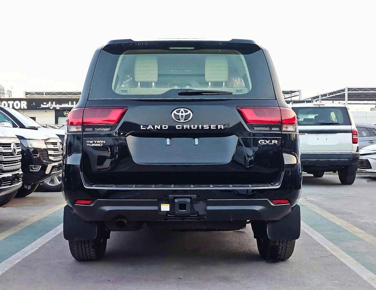 Toyota Land Cruiser GXR 3.3L Diesel Twin Turbo | Sunroof | Driver Electric Seat (CODE # GXR-G1)-1-1