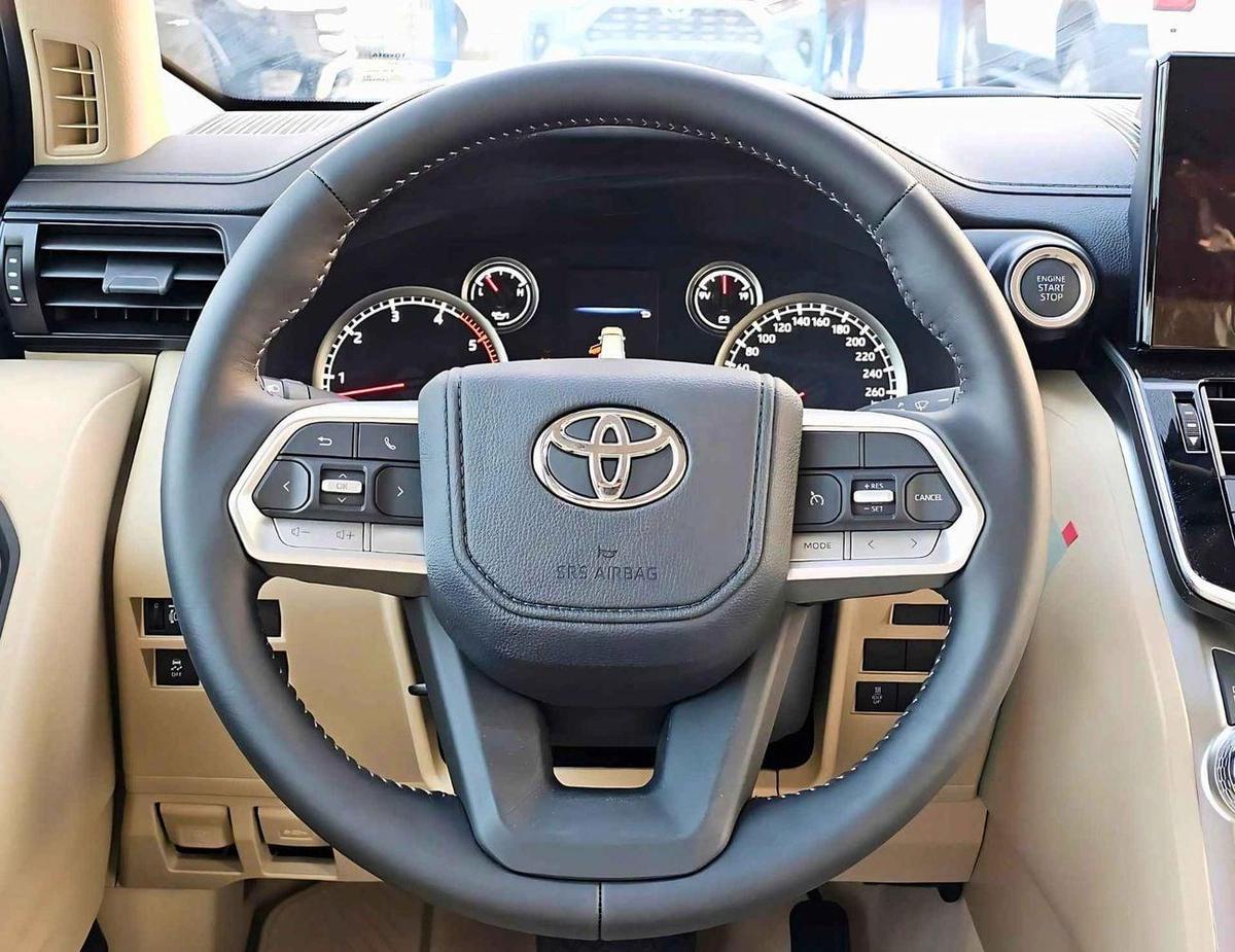 Toyota Land Cruiser GXR 3.3L Diesel Twin Turbo | Sunroof | Driver Electric Seat (CODE # GXR-G1)-5-5