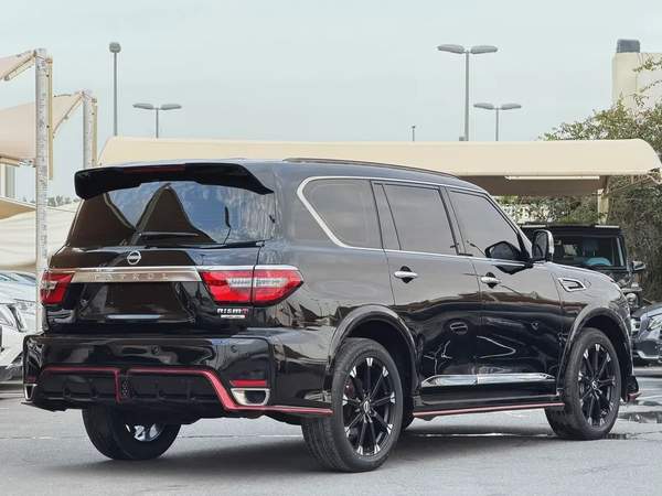 Nissan Patrol LE Platinum 2016 - GCC Specs - Excellent Condition