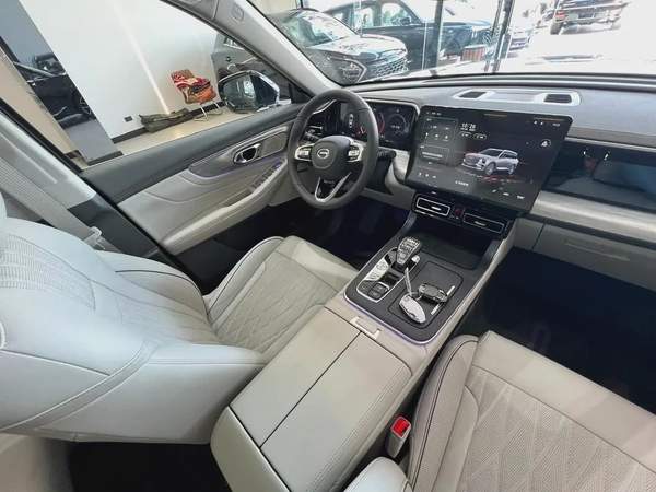 !! 2024 !! GAC | GS8 | 4X4 | GCC | UNDER WARRANTY | SERVICE CONTRACT | BRAND NEW