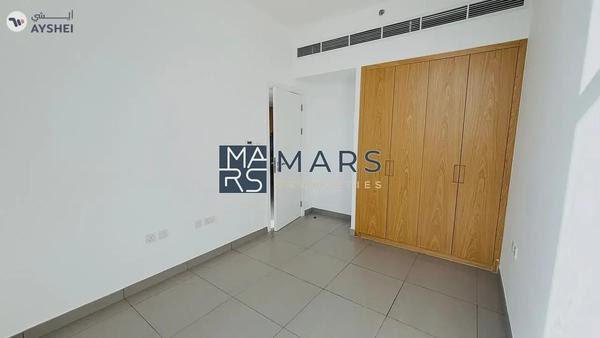 Sunny 1BHK Facing Roadside – Perfect for City Living!