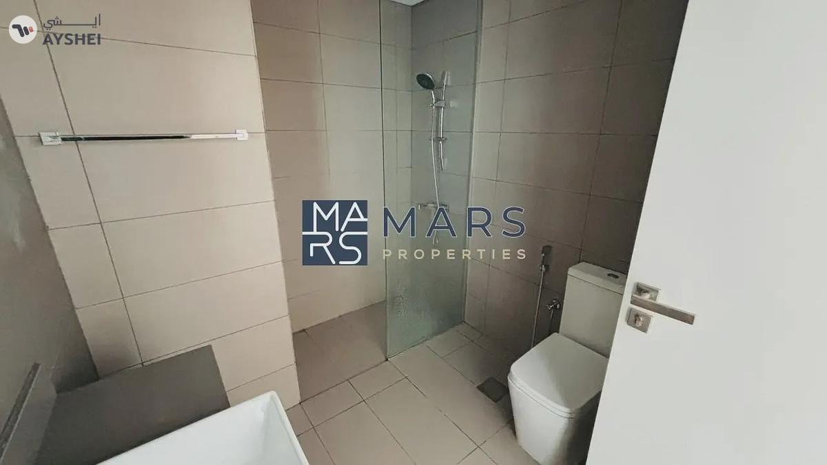 Sunny 1BHK Facing Roadside – Perfect for City Living!-4-4