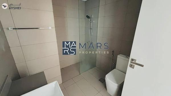 Sunny 1BHK Facing Roadside – Perfect for City Living!