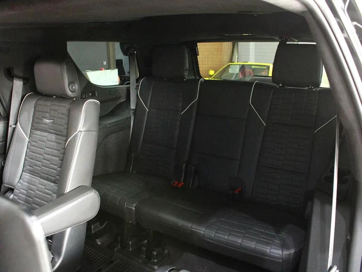 2023 - Cadillac Escalade Sport Platinum 6.2L V8-2-2