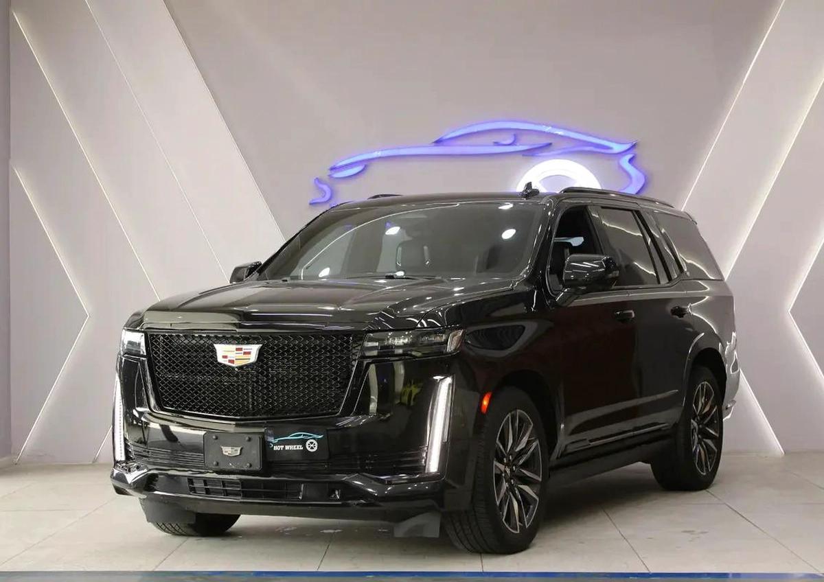 2023 - Cadillac Escalade Sport Platinum 6.2L V8-0-0