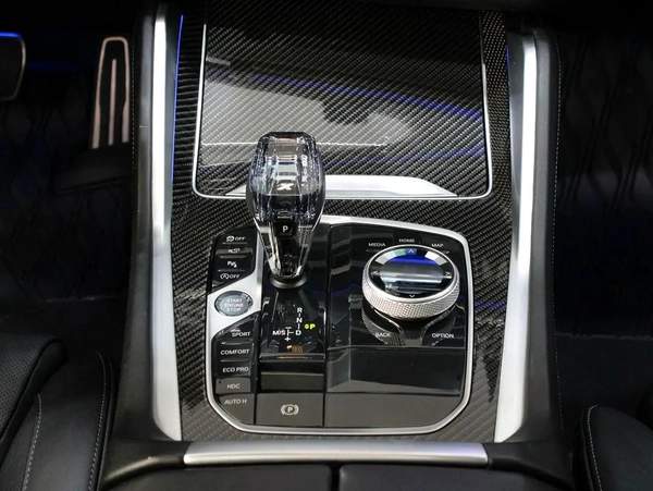 2023 - BMW X6 M50i XDrive - V8