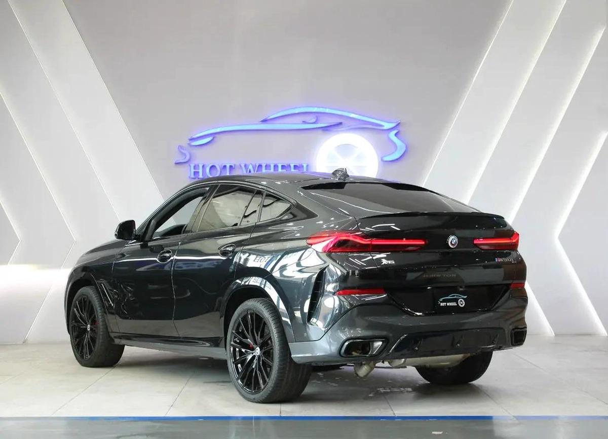 2023 - BMW X6 M50i XDrive - V8-14-14