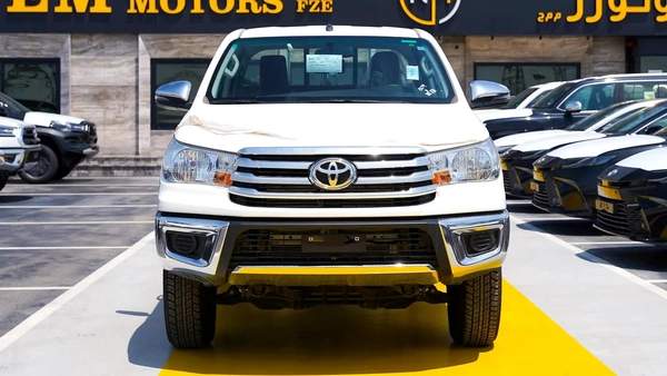 2026 Toyota Hilux Double Cab GL - GCC Specs - Brand New!