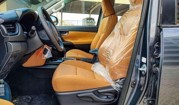 Toyota Fortuner FORTUNER 2.7L AT/AC 4WD PETROL 2024