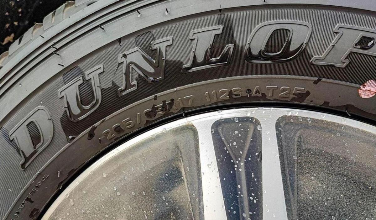 Toyota Fortuner FORTUNER 2.7L AT/AC 4WD PETROL 2024-19-19