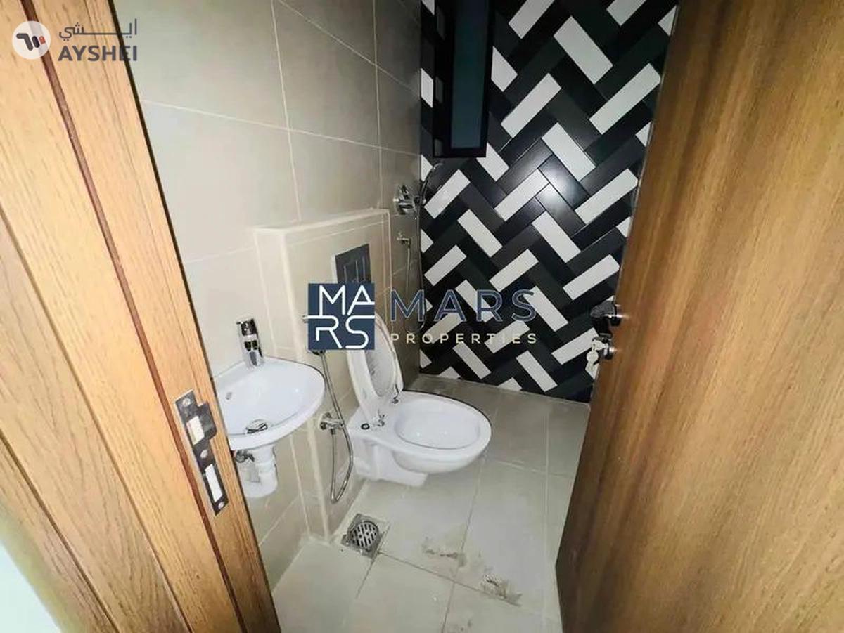 Brand new 2 bedroom apartment falah area with pool covered parking just 72k-6-6