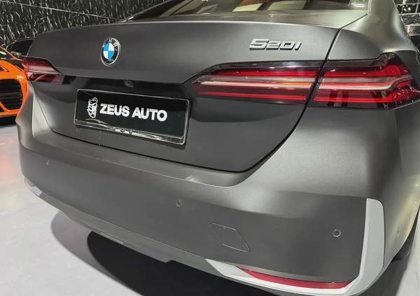 BMW 5 Series 520 2025 GCC specs for 210,000.00 AED