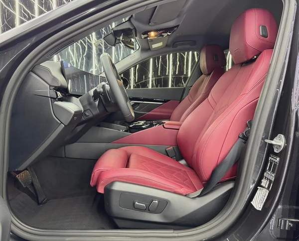 BMW 5 Series 520 2025 GCC specs for 210,000.00 AED