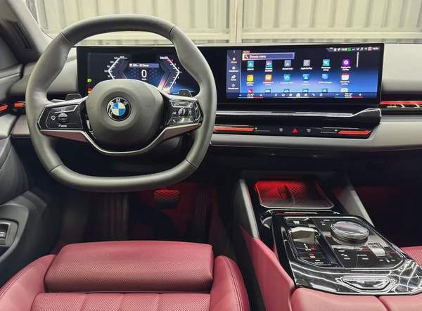 BMW 5 Series 520 2025 GCC specs for 210,000.00 AED