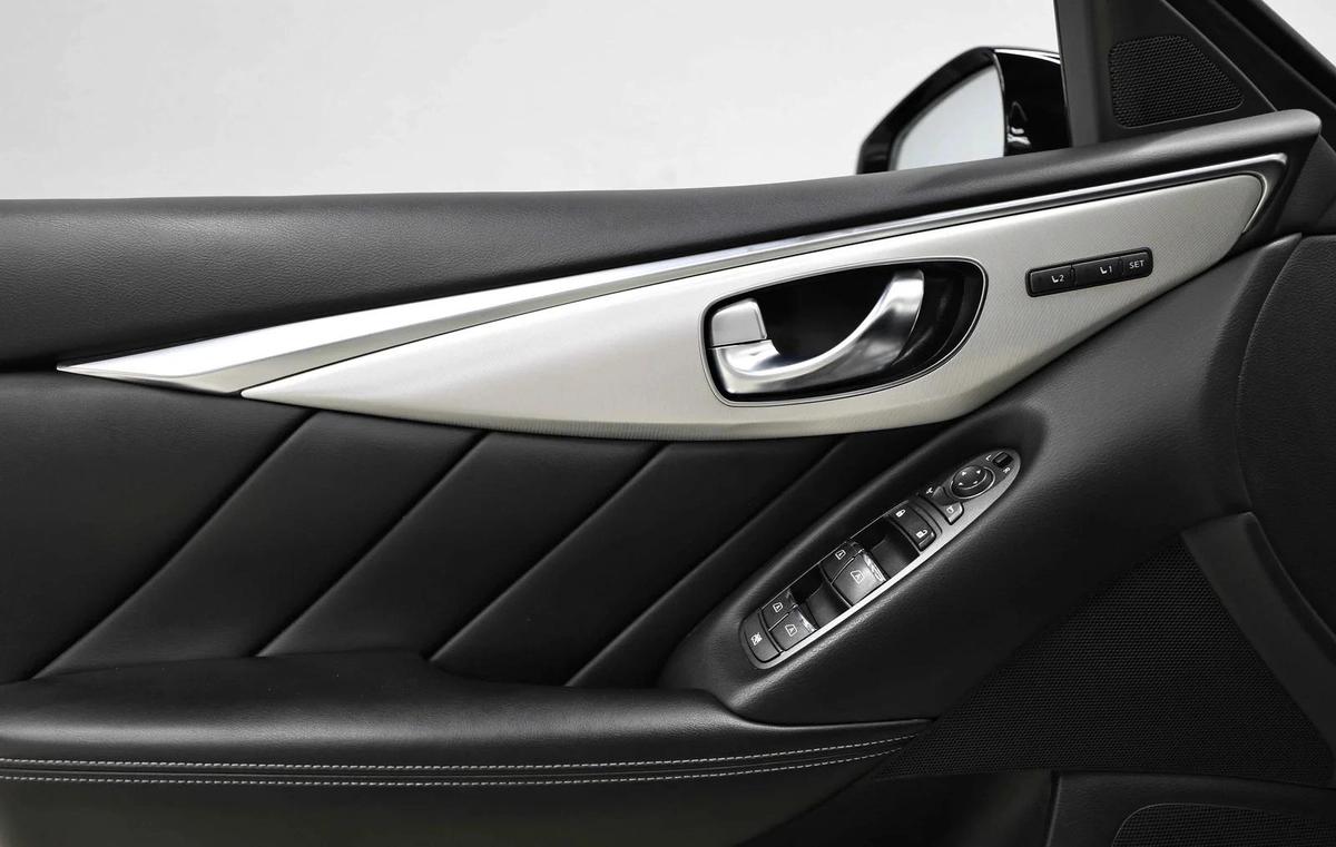 GCC | Infiniti Q50 | 1,150 AED Monthly | Free Insurance and Registration | V6 3.0L-9-9