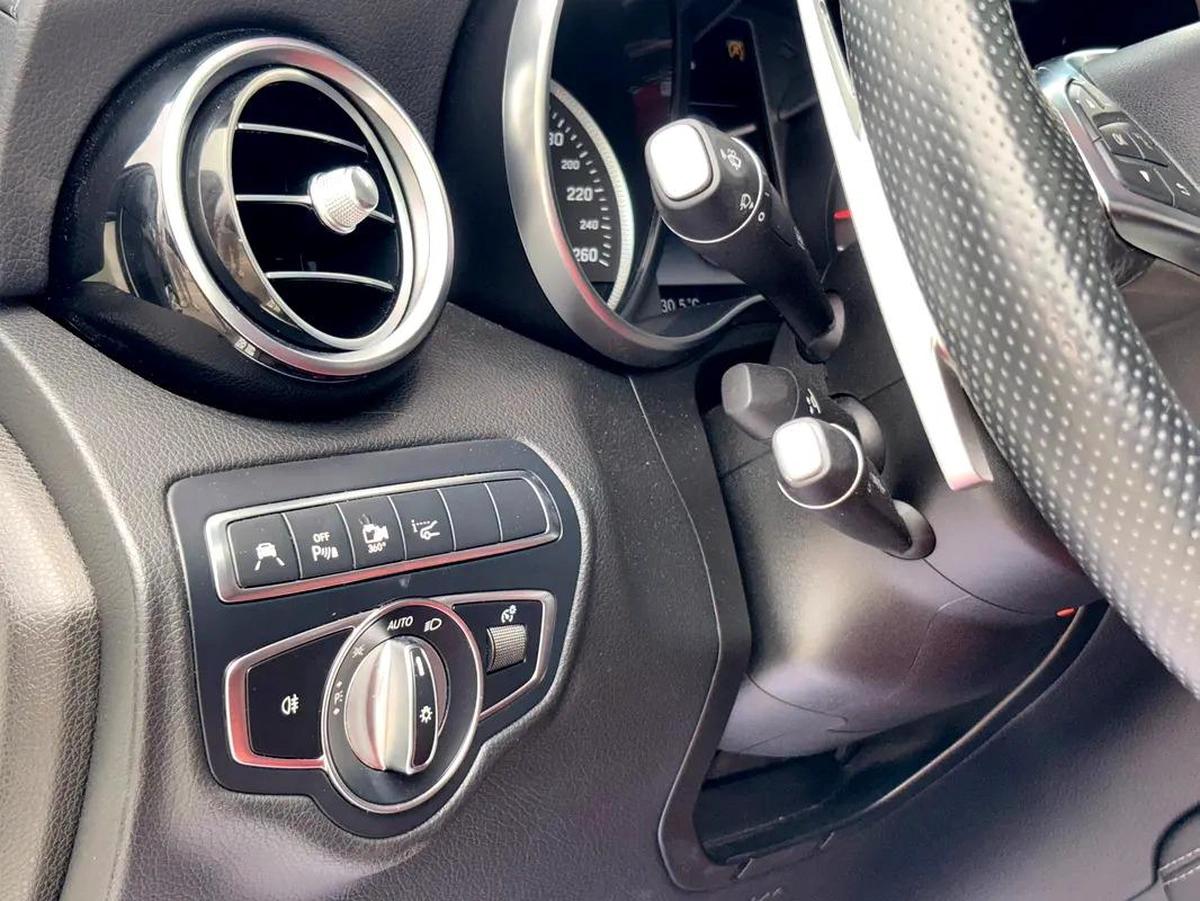 AED 2,420 P.M | 0% DOWN PAYMENT | MERCEDES-BENZ GLC 250 COUPE | 2.5L 4WD | 2018 | FULL SERVICE HISTO-11-11