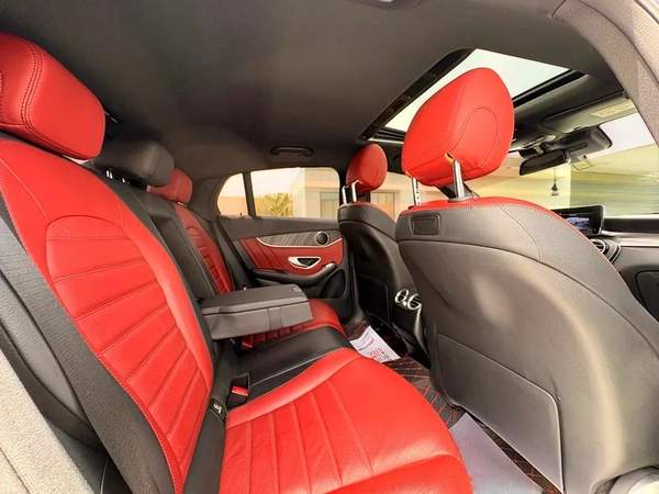 AED 2,420 P.M | 0% DOWN PAYMENT | MERCEDES-BENZ GLC 250 COUPE | 2.5L 4WD | 2018 | FULL SERVICE HISTO