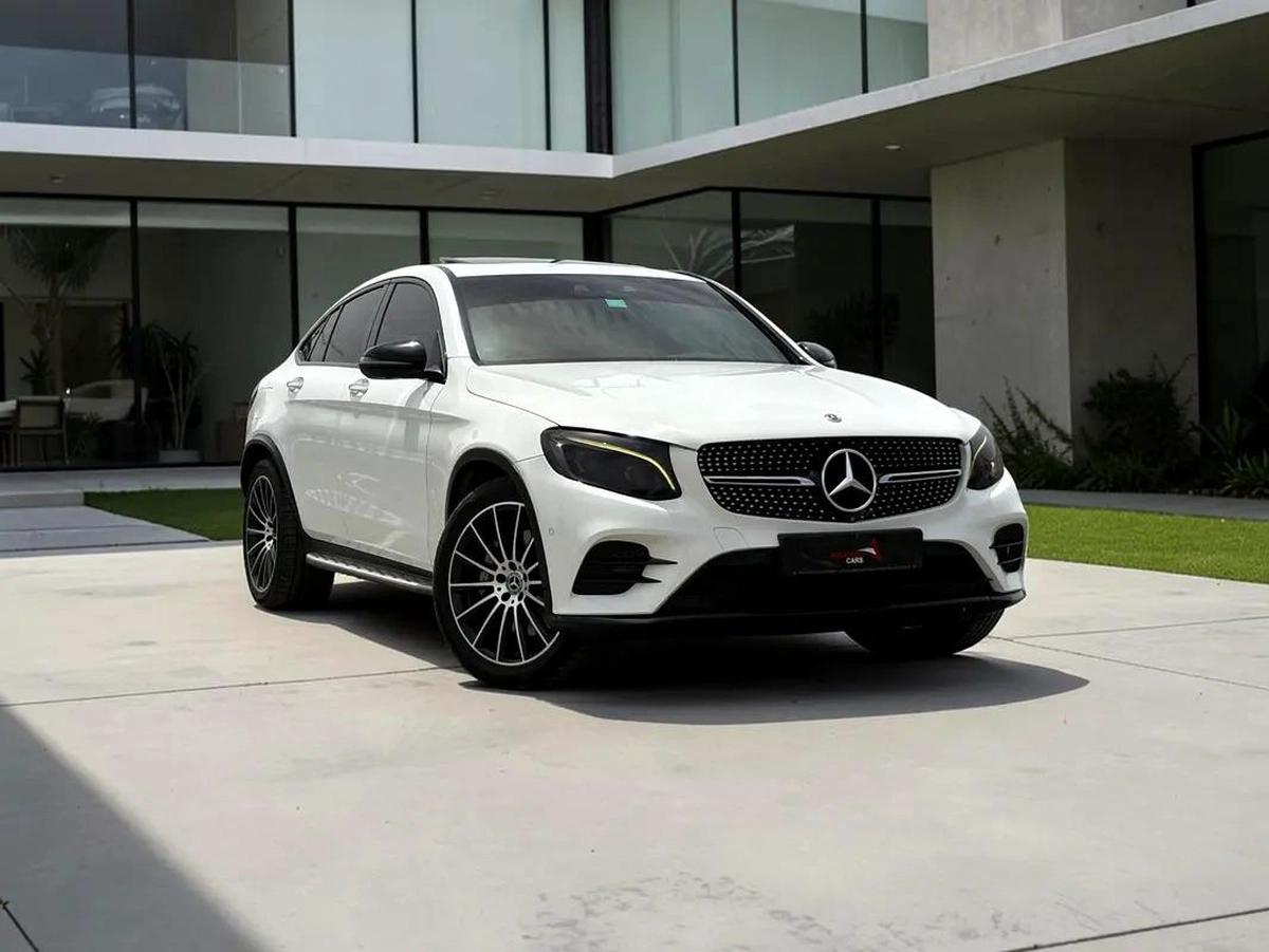 AED 2,420 P.M | 0% DOWN PAYMENT | MERCEDES-BENZ GLC 250 COUPE | 2.5L 4WD | 2018 | FULL SERVICE HISTO-1-1