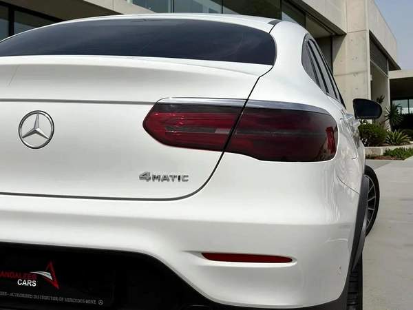 AED 2,420 P.M | 0% DOWN PAYMENT | MERCEDES-BENZ GLC 250 COUPE | 2.5L 4WD | 2018 | FULL SERVICE HISTO