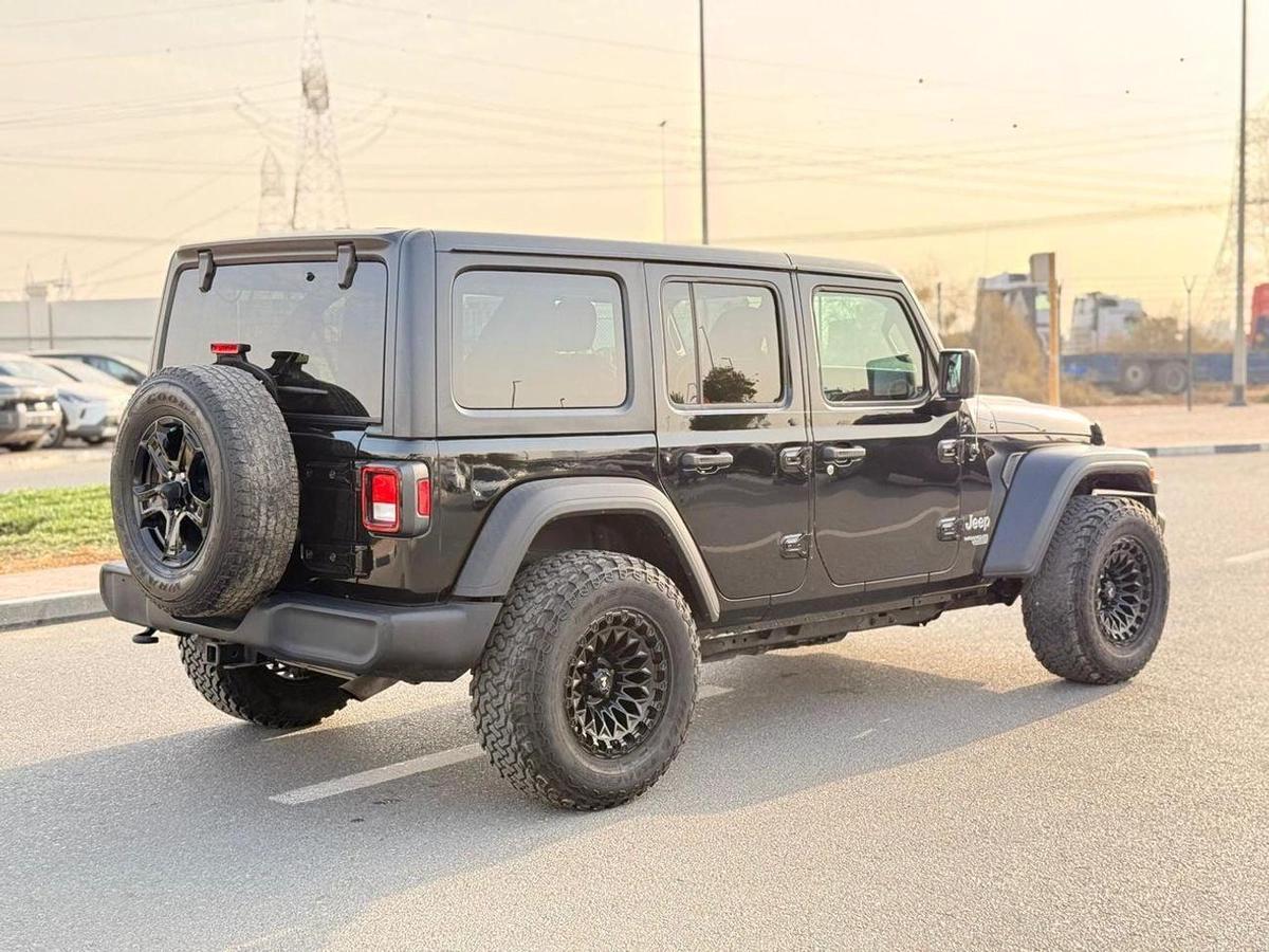 Jeep Wrangler Sport 3.6L A/T-2-2