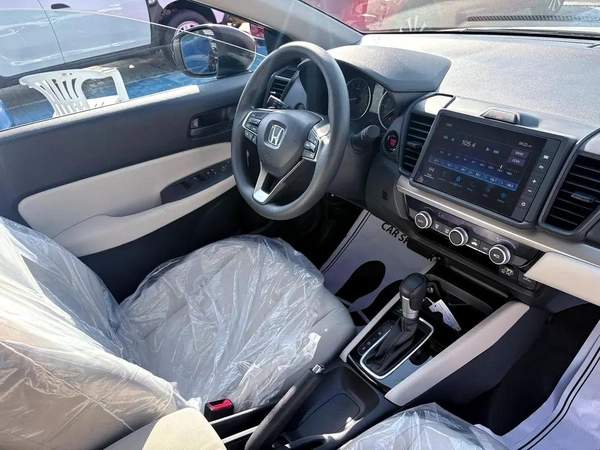 2024 Honda City Sport - GCC Specs - Brand New!