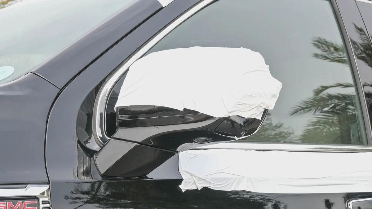 GMC YUKON Elevation RWD 5.3L V8 - 2025 - Brand New (Export)-8-8