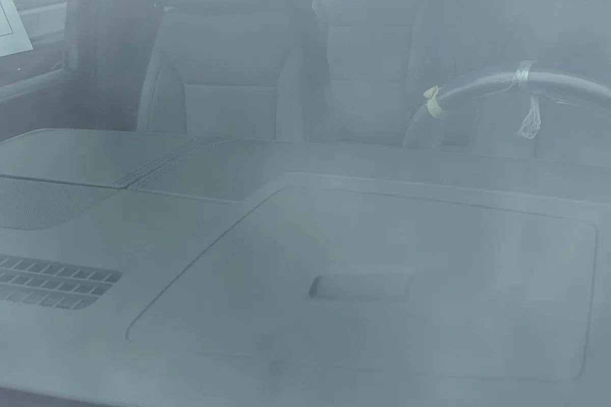 GMC YUKON Elevation RWD 5.3L V8 - 2025 - Brand New (Export)-9-9