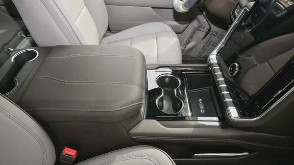 GMC YUKON Elevation RWD 5.3L V8 - 2025 - Brand New (Export)