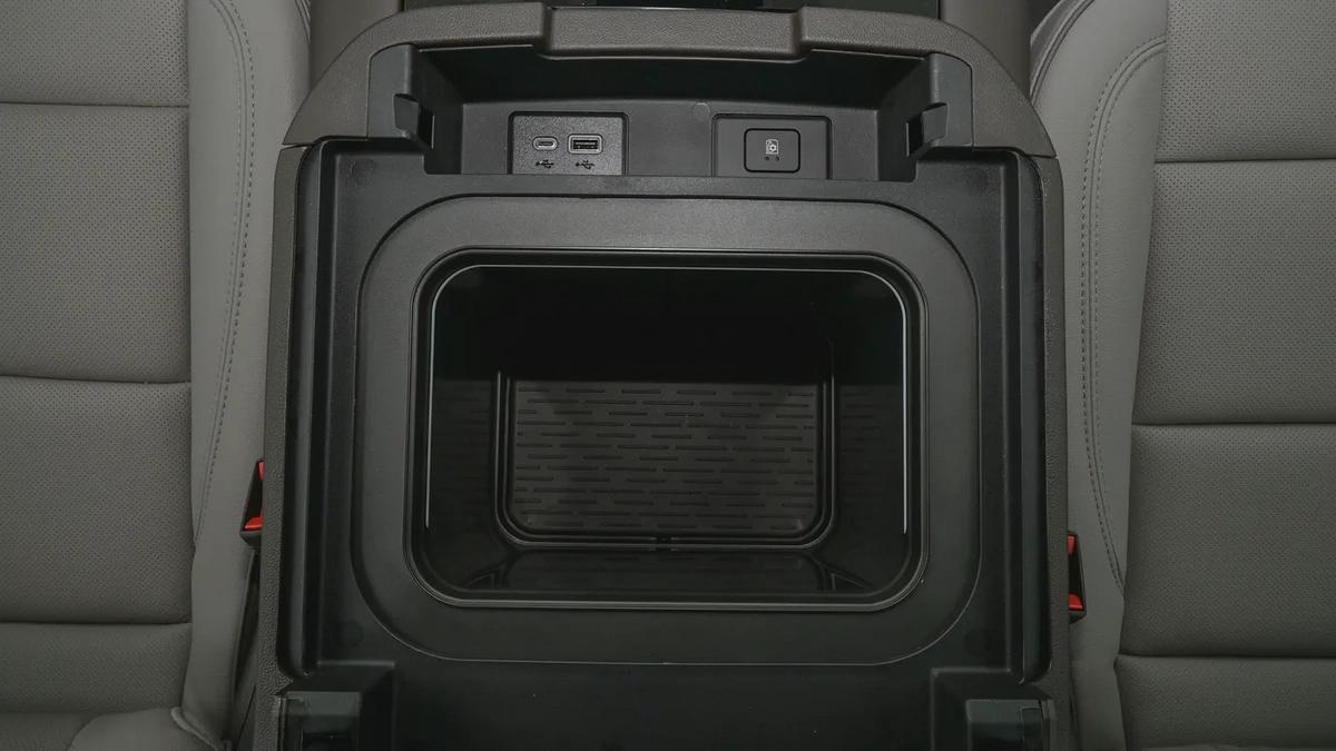 GMC YUKON Elevation RWD 5.3L V8 - 2025 - Brand New (Export)-16-16