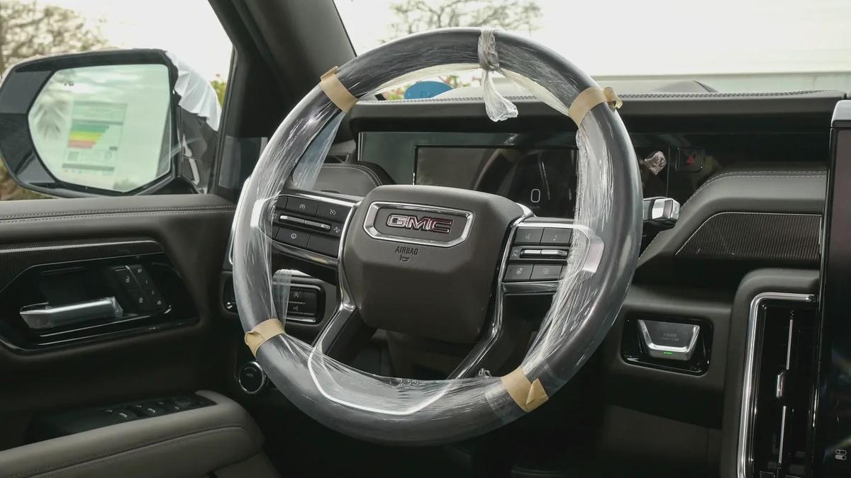 GMC YUKON Elevation RWD 5.3L V8 - 2025 - Brand New (Export)-17-17