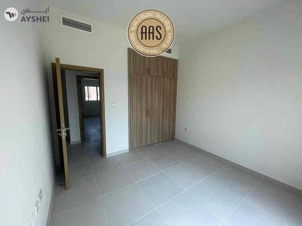 Near To Pool And Park 3Bed Townhouse Villa Available For Rent in Villanova