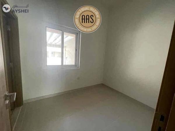 Near To Pool And Park 3Bed Townhouse Villa Available For Rent in Villanova