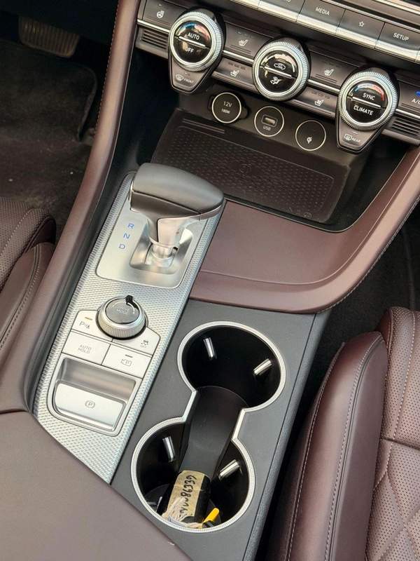 Genesis G70 Prestige 2.0L AWD