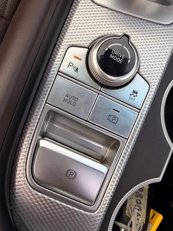 Genesis G70 Prestige 2.0L AWD