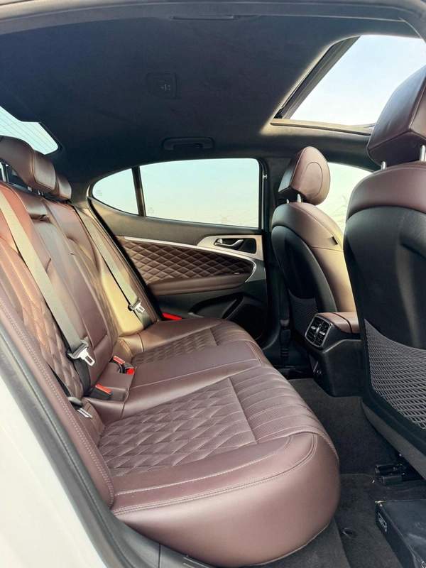 Genesis G70 Prestige 2.0L AWD