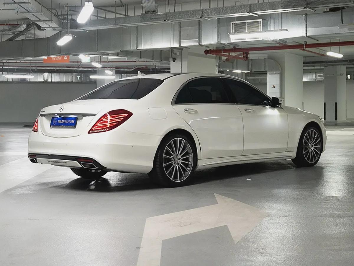 Mercedes S500, GCC specifications, car in excellent condition, No paint and No accidents-4-4