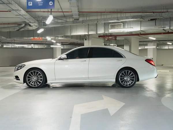 Mercedes S500, GCC specifications, car in excellent condition, No paint and No accidents