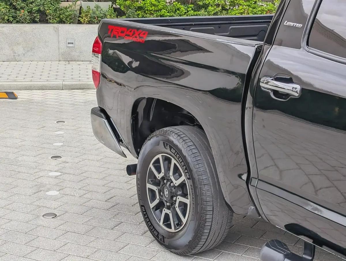 2019 Toyota Tundra Crewmax Limited - American Specs-13-13