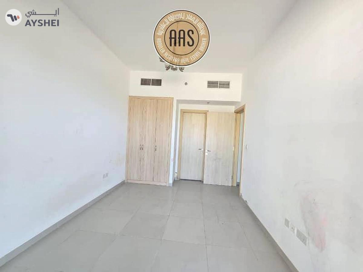 Like a new huge 1bhk with modern kitchen garden area all amenities-10-10