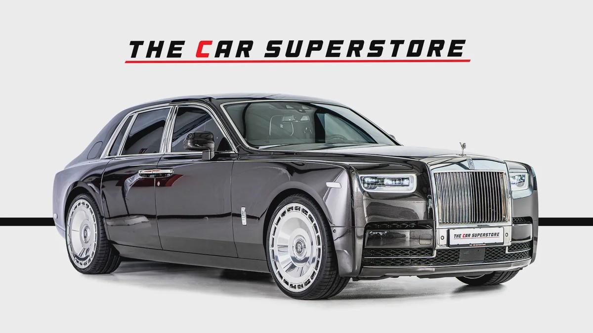 Rolls Royce Phantom-Diamond Grey Exterior Color-24 Inch Chrome Rims-Star Light System-1-1