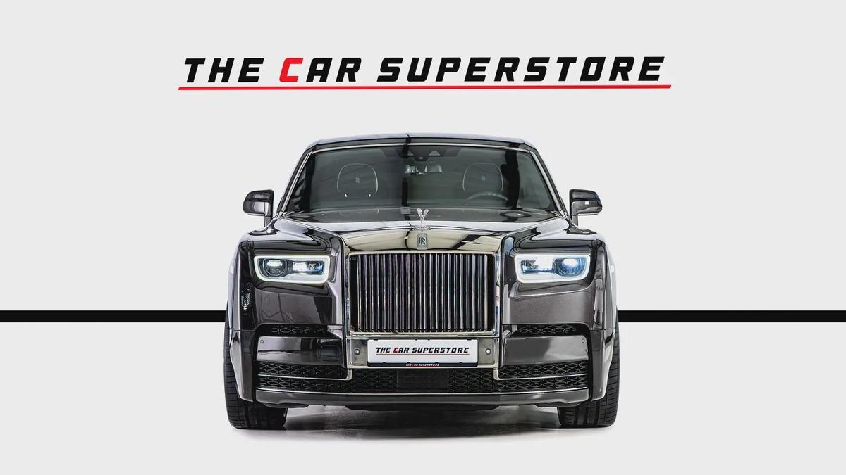 Rolls Royce Phantom-Diamond Grey Exterior Color-24 Inch Chrome Rims-Star Light System-2-2
