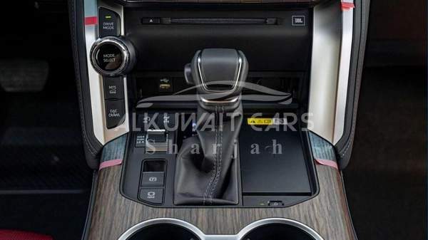 Toyota Land Cruiser TOYOTA LAND CRUISER LC300 VXR 3.3D AT MY2025