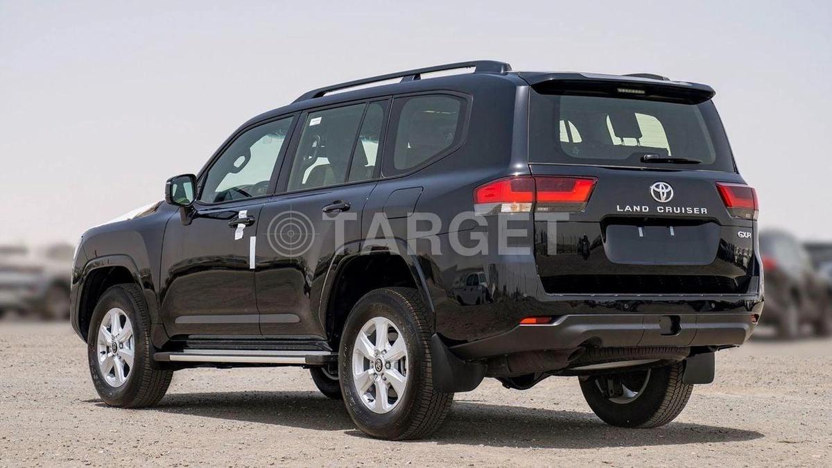 Toyota Land Cruiser Toyota land cruiser Lc 300 GXR 3.3D AT 2025-5-5