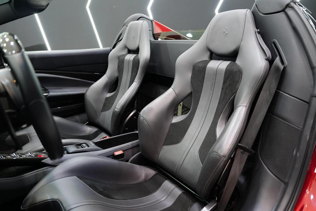 Ferrari F8 Spider 2022-5-5