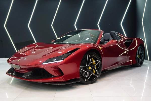 Ferrari F8 Spider 2022