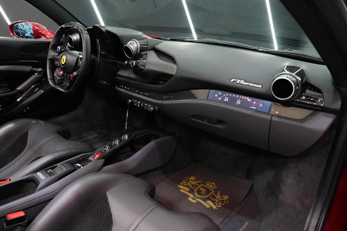 Ferrari F8 Spider 2022-6-6