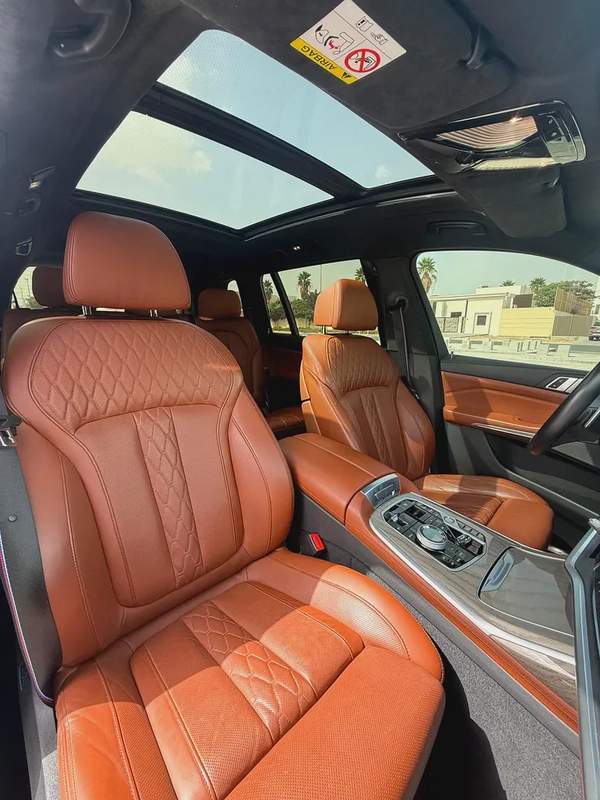 BMW X7--xDrive 40i M Sport---GCC--Under Agency Warranty+Service Contract Till 2028