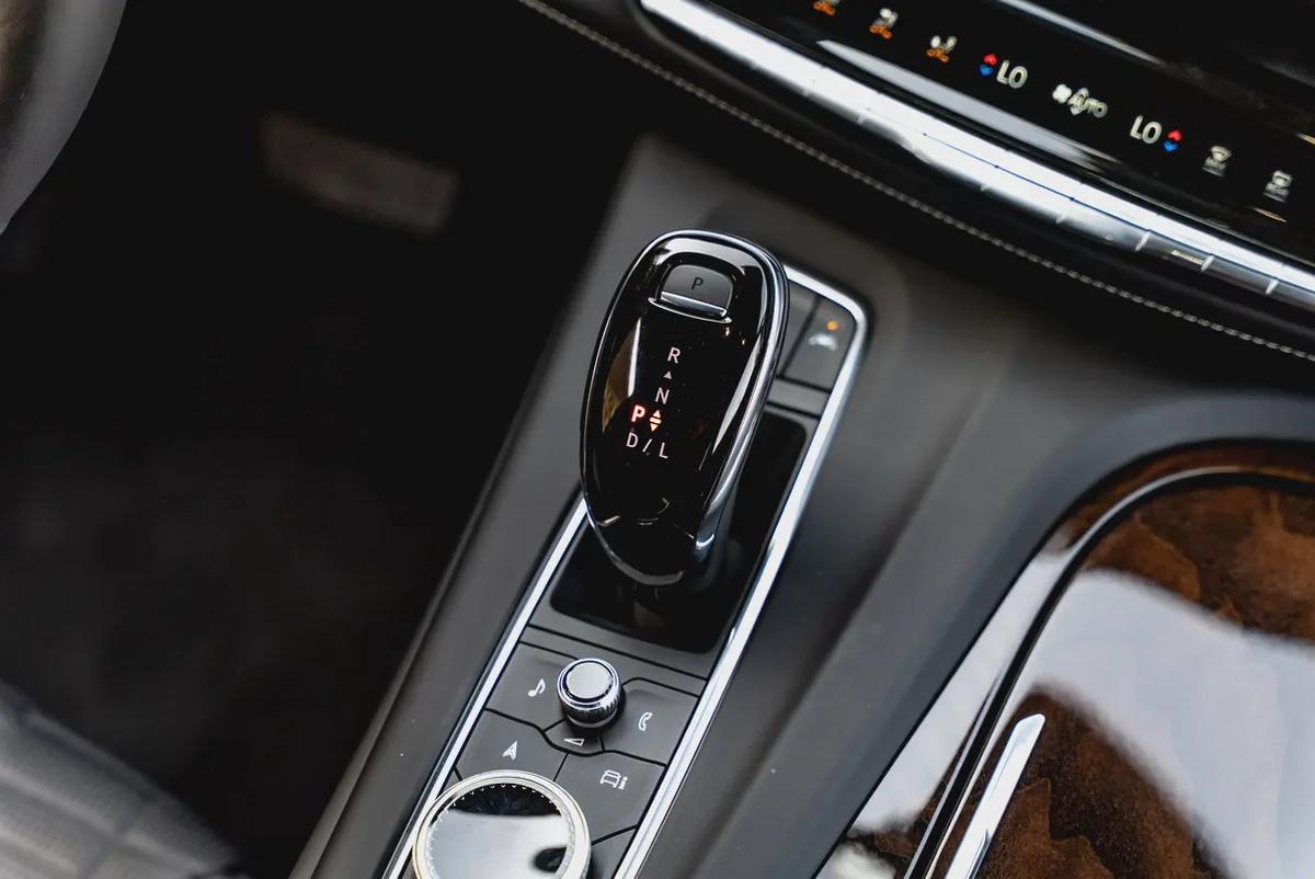 Cadillac Escalade Sport Platinum 6.2L V8 FULL OPTION Brand New 2023-8-8